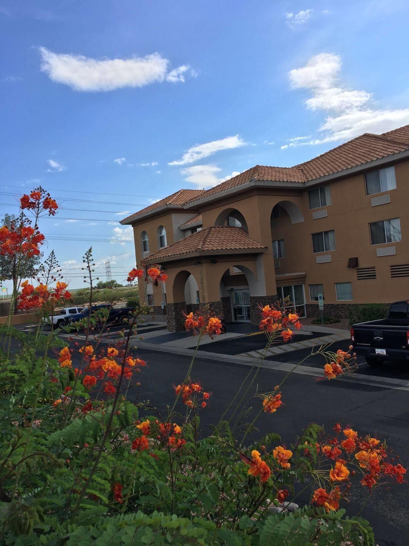 Comfort Inn & Suites Near Kino Sports Complex Drexel Heights Exterior foto